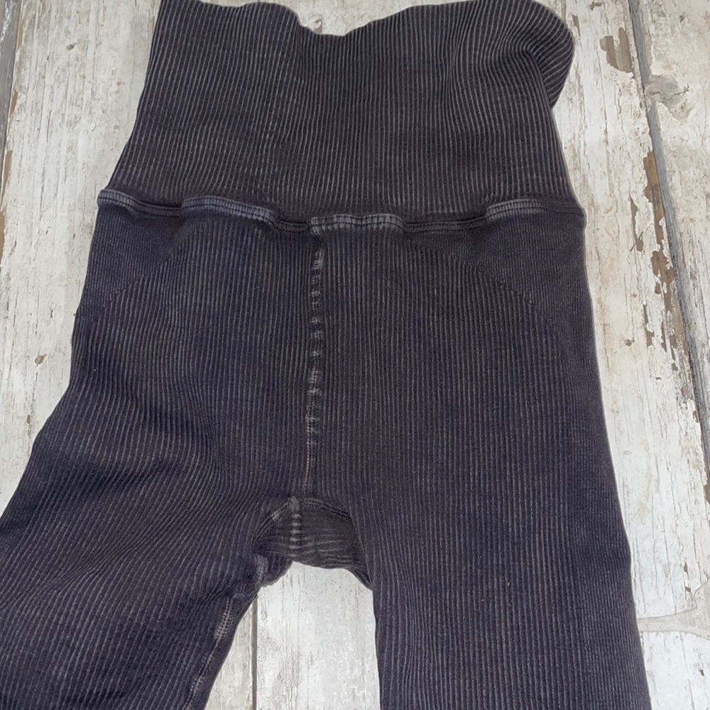 Free people ultra high 7/8 happiness runs leggings